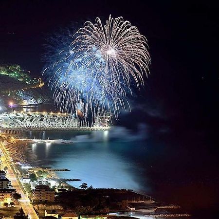 Appartamento Frontemare Marina dʼMarina dʼAndora Exteriér fotografie